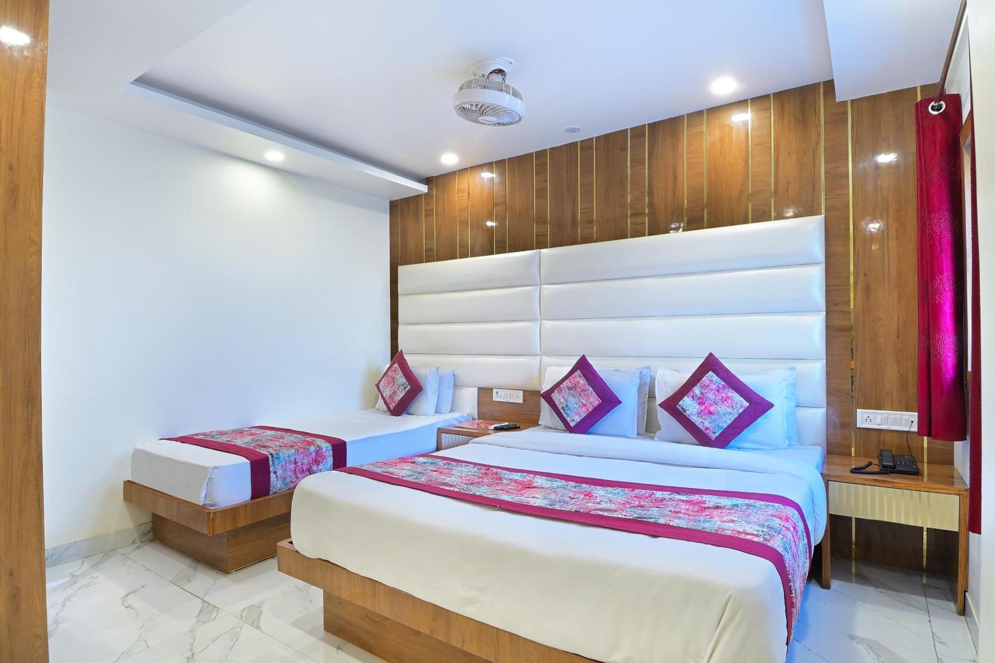 Hotel Glow Inn Paharganj-3 Mins Walk From New Delhi Railway Station Exteriér fotografie