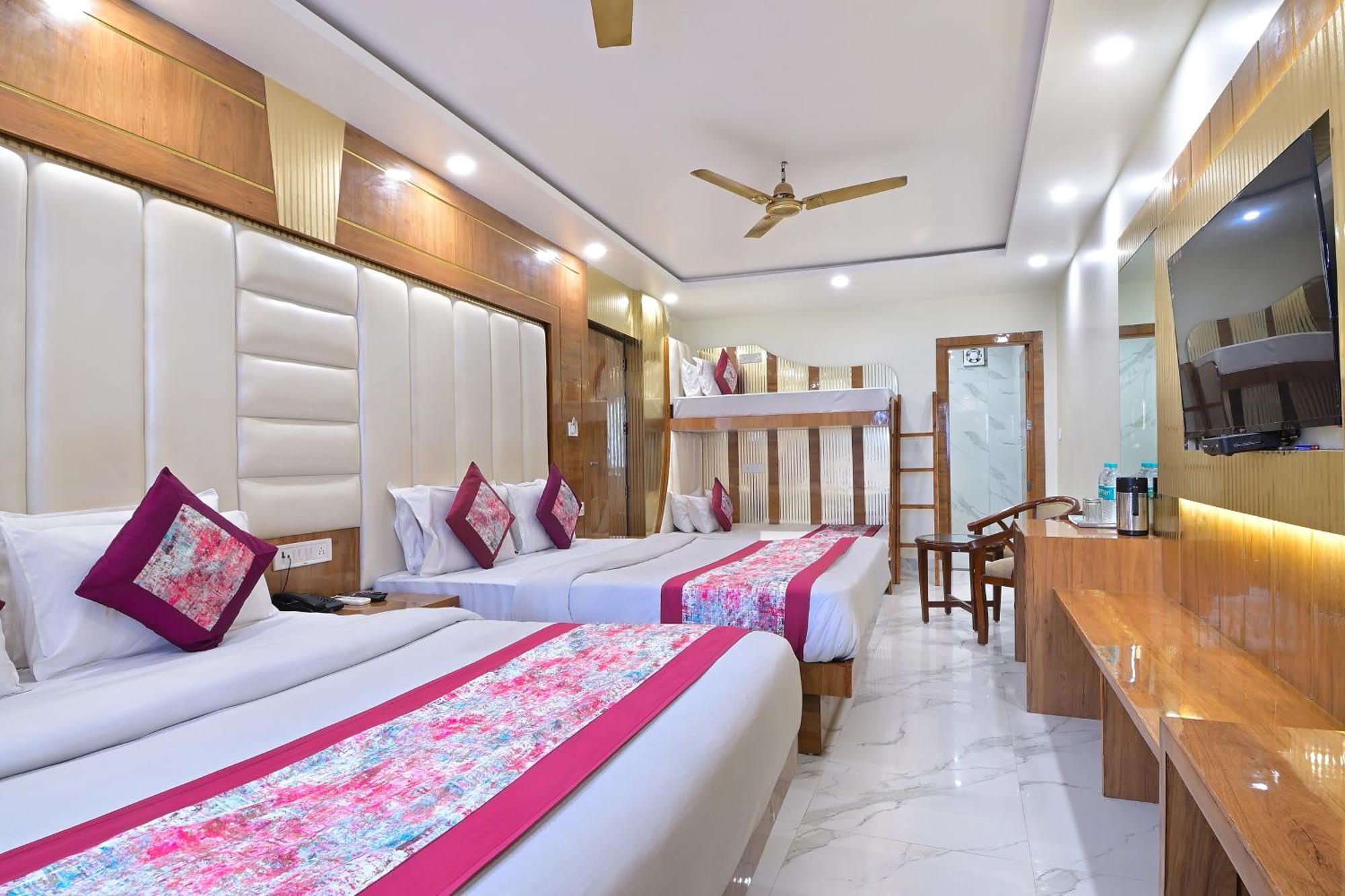 Hotel Glow Inn Paharganj-3 Mins Walk From New Delhi Railway Station Exteriér fotografie