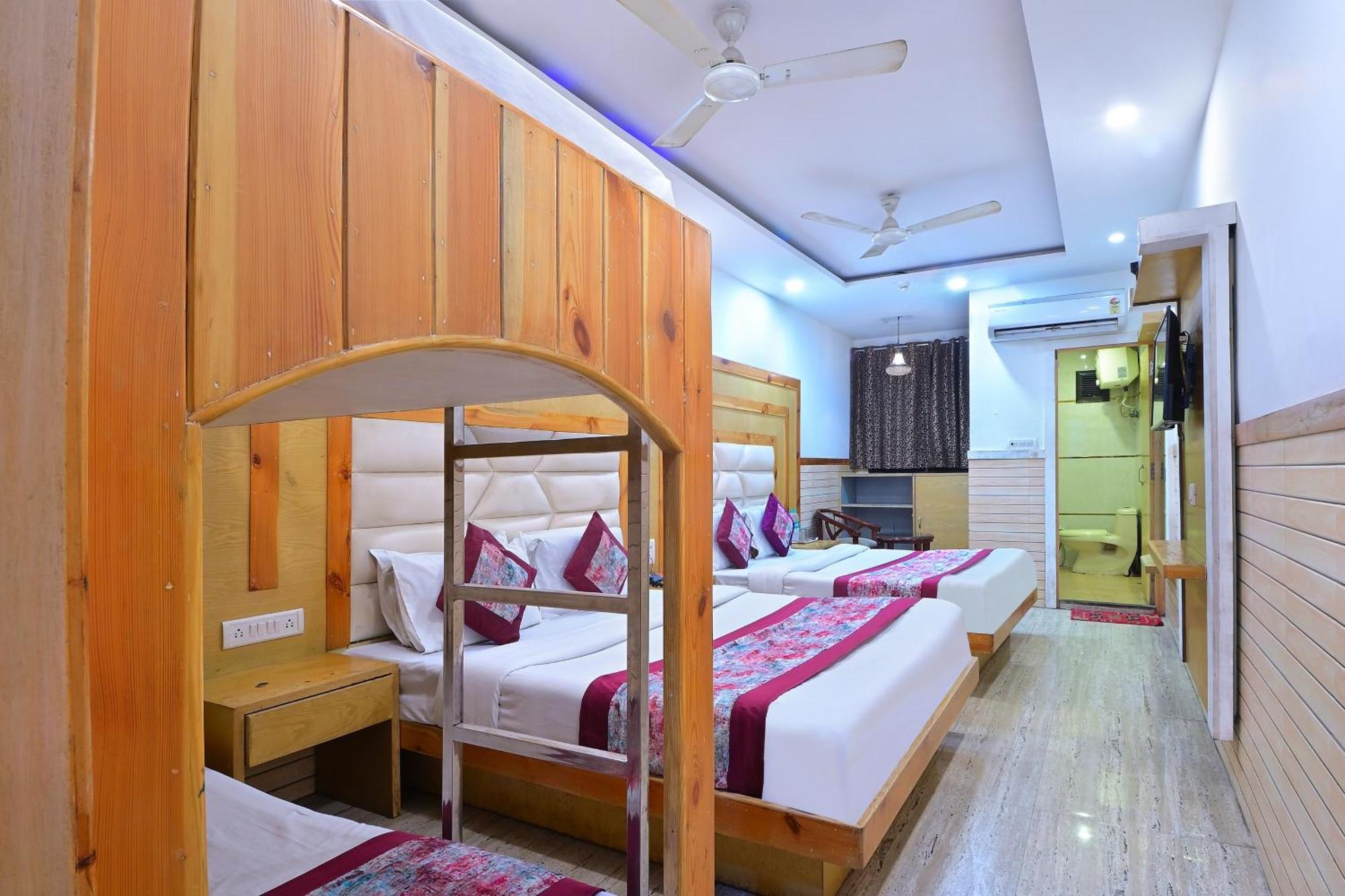 Hotel Glow Inn Paharganj-3 Mins Walk From New Delhi Railway Station Exteriér fotografie