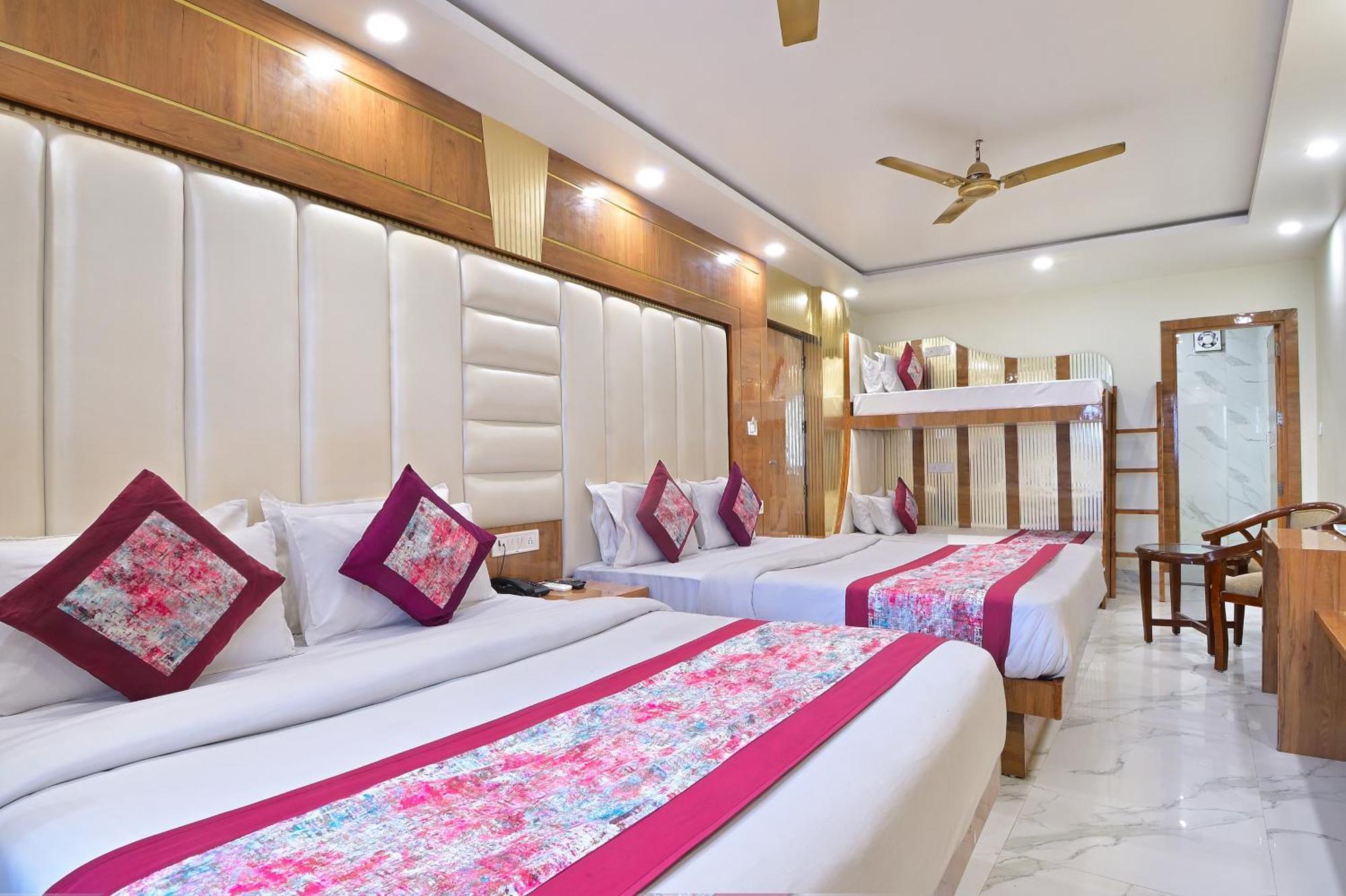Hotel Glow Inn Paharganj-3 Mins Walk From New Delhi Railway Station Exteriér fotografie