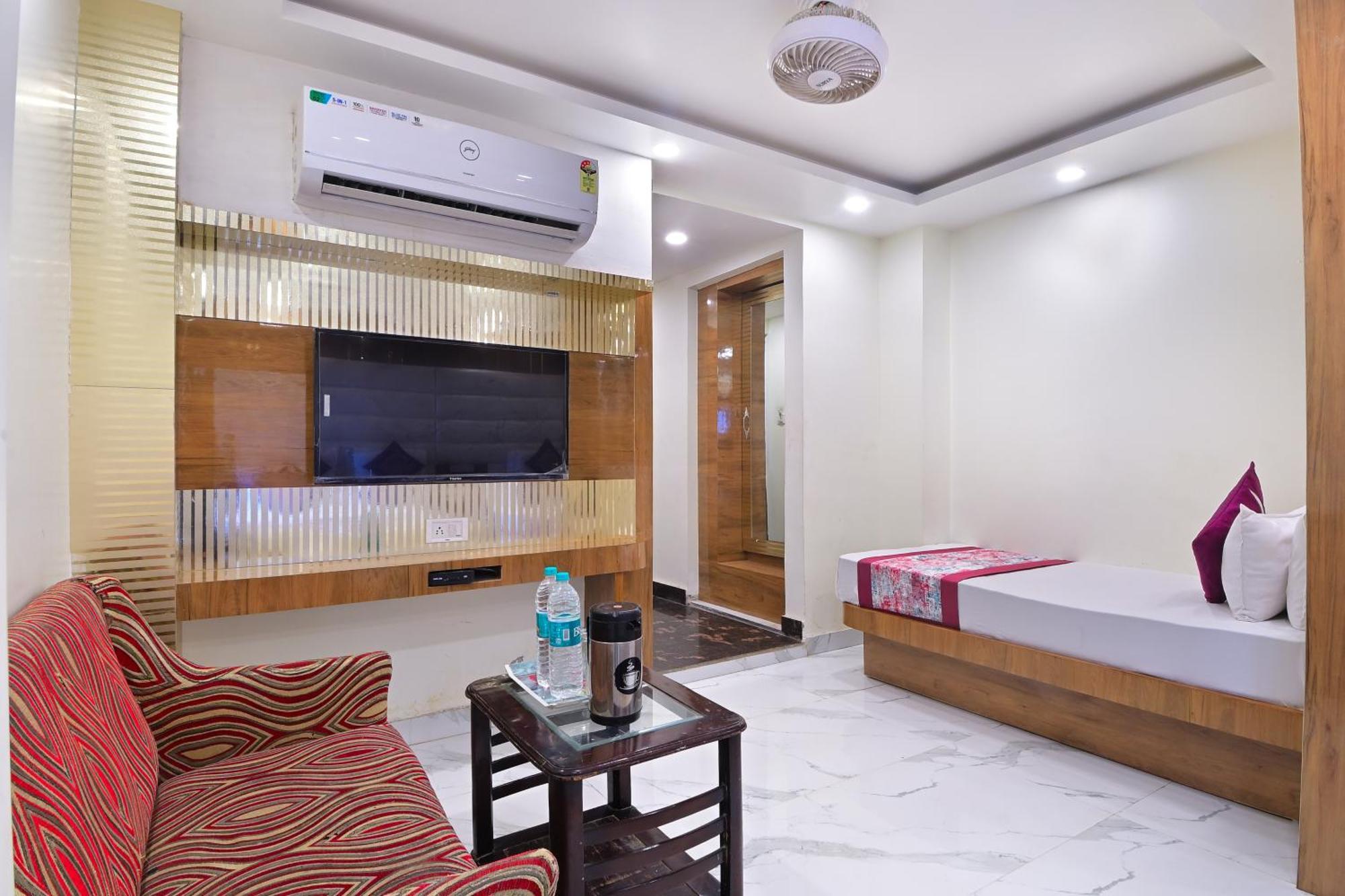 Hotel Glow Inn Paharganj-3 Mins Walk From New Delhi Railway Station Exteriér fotografie