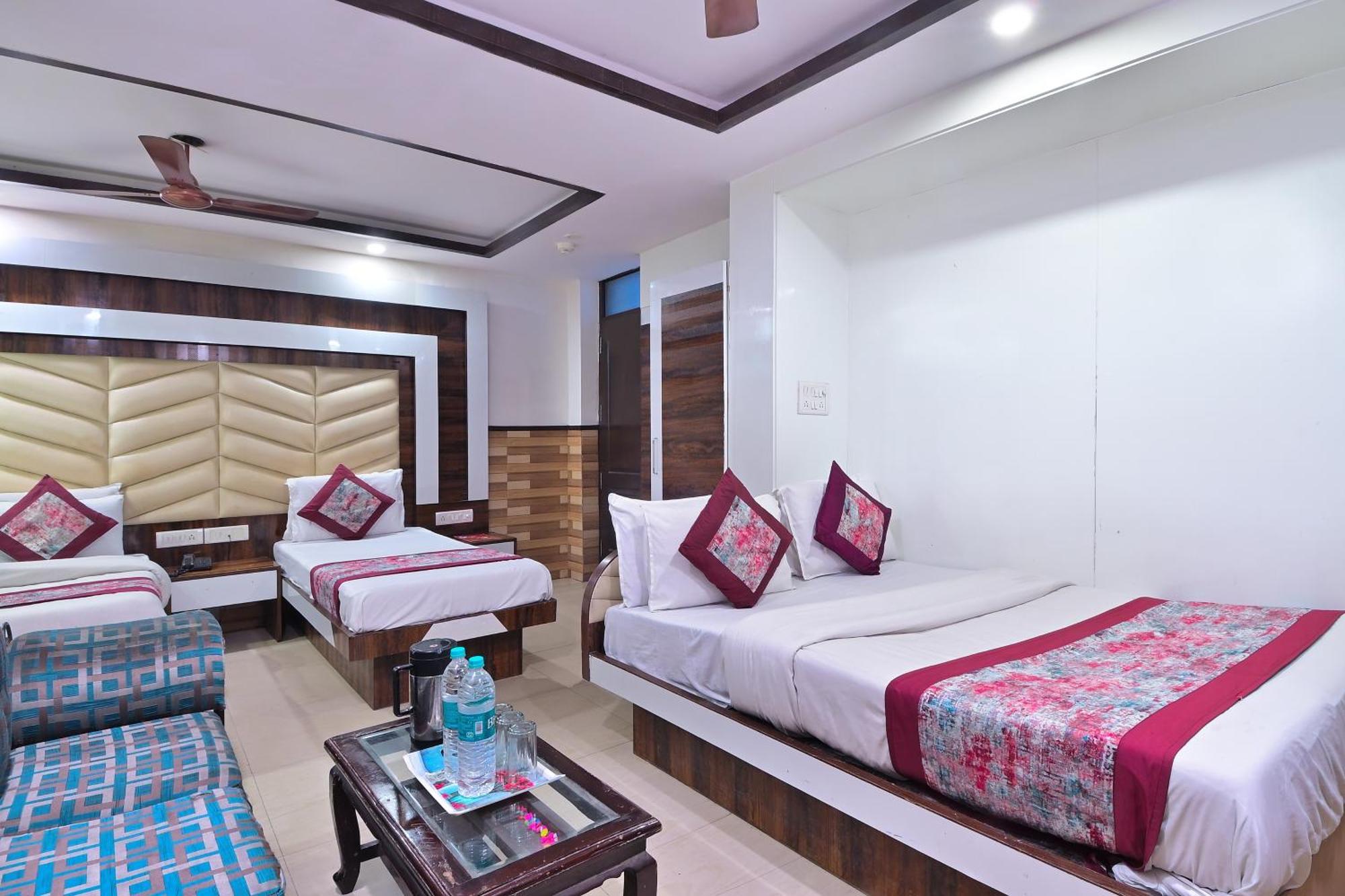 Hotel Glow Inn Paharganj-3 Mins Walk From New Delhi Railway Station Exteriér fotografie
