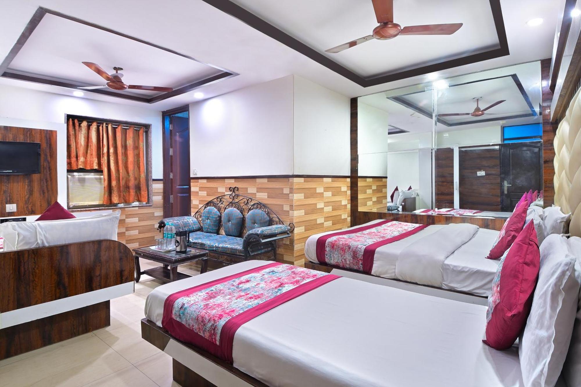 Hotel Glow Inn Paharganj-3 Mins Walk From New Delhi Railway Station Exteriér fotografie